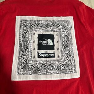 AUTHENTIC RARE SS22 The North Face x Supreme Bandana T-Shirt